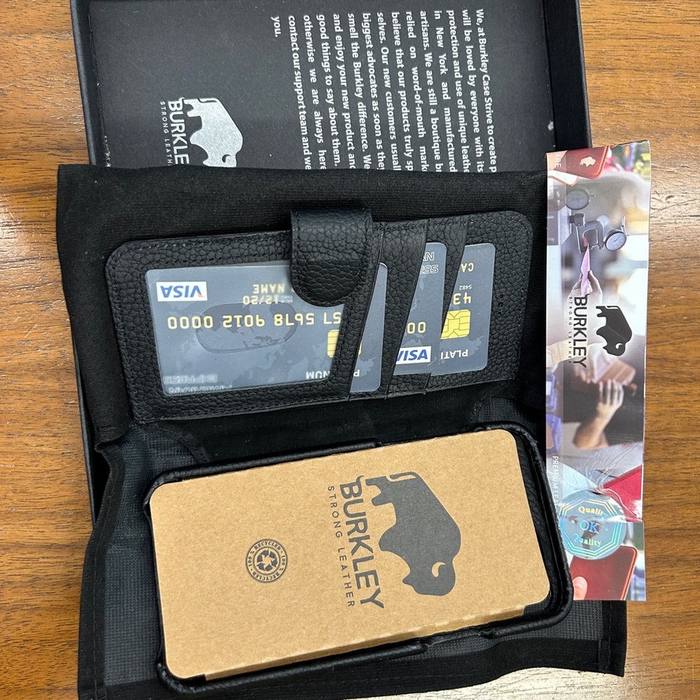 NEW Cooper iPhone 11 Pro Folio Wallet, Pebble Black